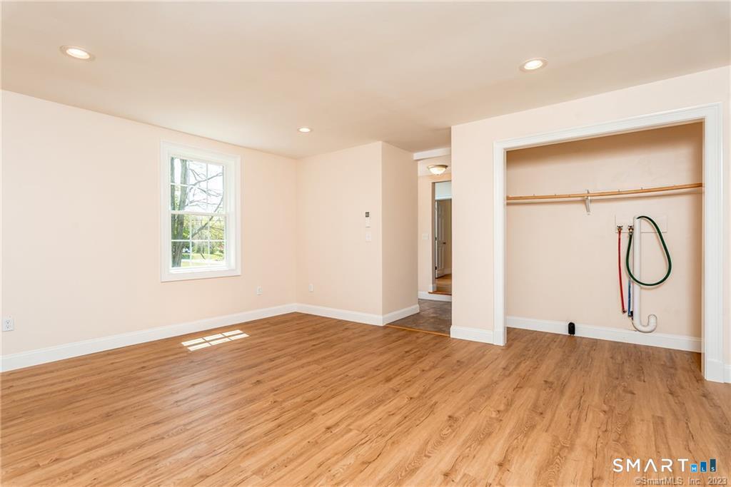 502 Stearns Street Killingly, CT 06239 - Photo 7 of 21 Gallery Image 7