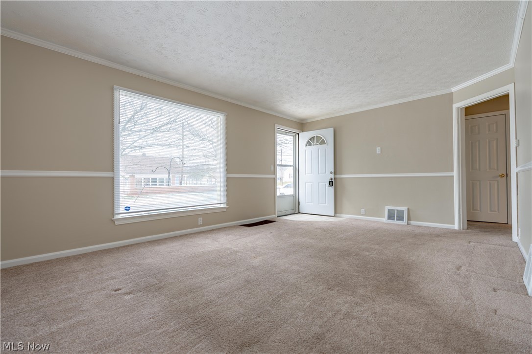 1614 Edmeyer Avenue Northwest Canton, OH 44708 - Photo 9 of 33 Gallery Image 9