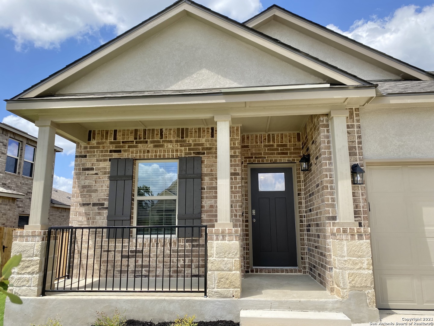 520 Scenic Song Drive Spring Branch, TX 78070 - Photo 2 of 15
