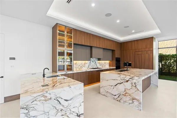 $7,150,000 | 2441 Northeast 48th Court, Lighthouse Point, FL 33064