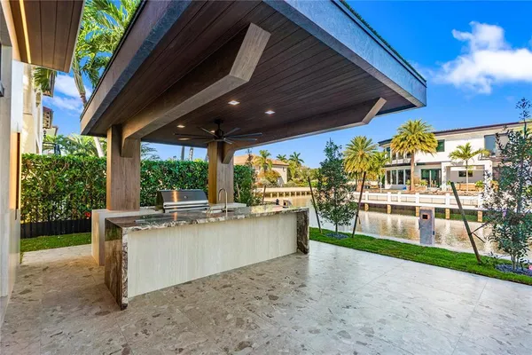 $7,150,000 | 2441 Northeast 48th Court, Lighthouse Point, FL 33064