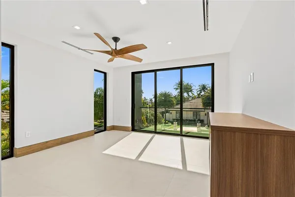 $7,150,000 | 2441 Northeast 48th Court, Lighthouse Point, FL 33064