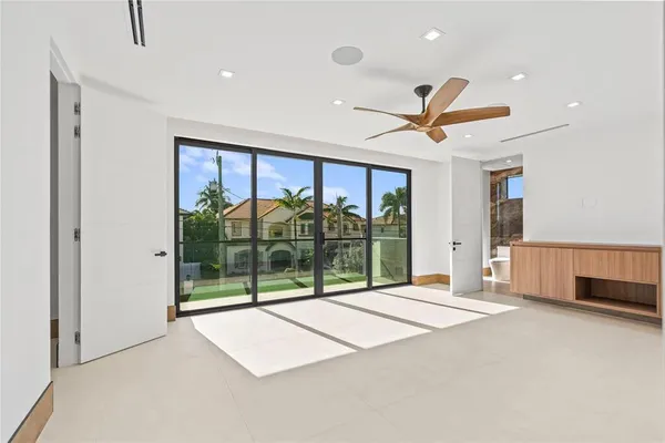 $7,150,000 | 2441 Northeast 48th Court, Lighthouse Point, FL 33064