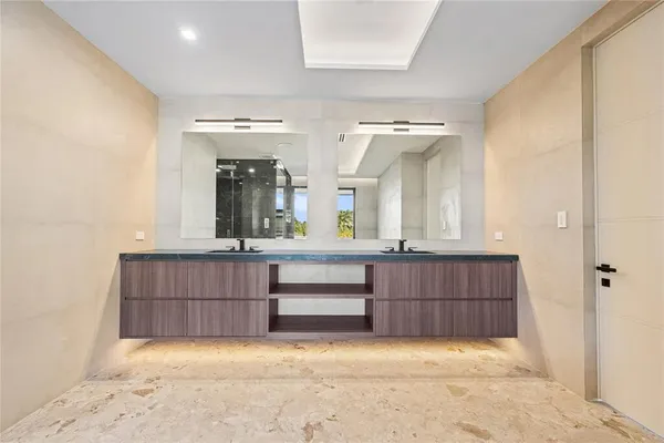 $7,150,000 | 2441 Northeast 48th Court, Lighthouse Point, FL 33064