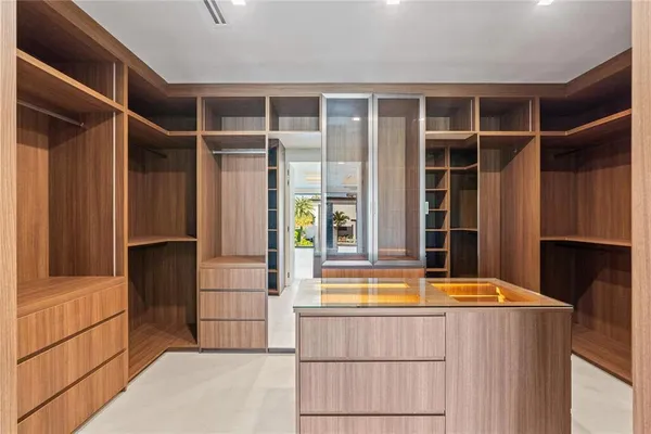 $7,150,000 | 2441 Northeast 48th Court, Lighthouse Point, FL 33064