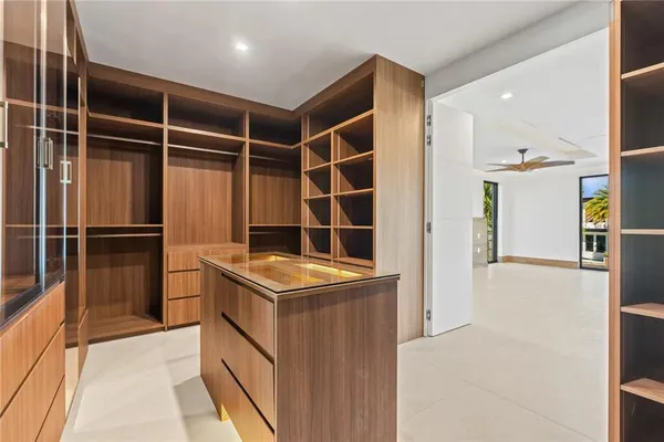 $7,150,000 | 2441 Northeast 48th Court, Lighthouse Point, FL 33064