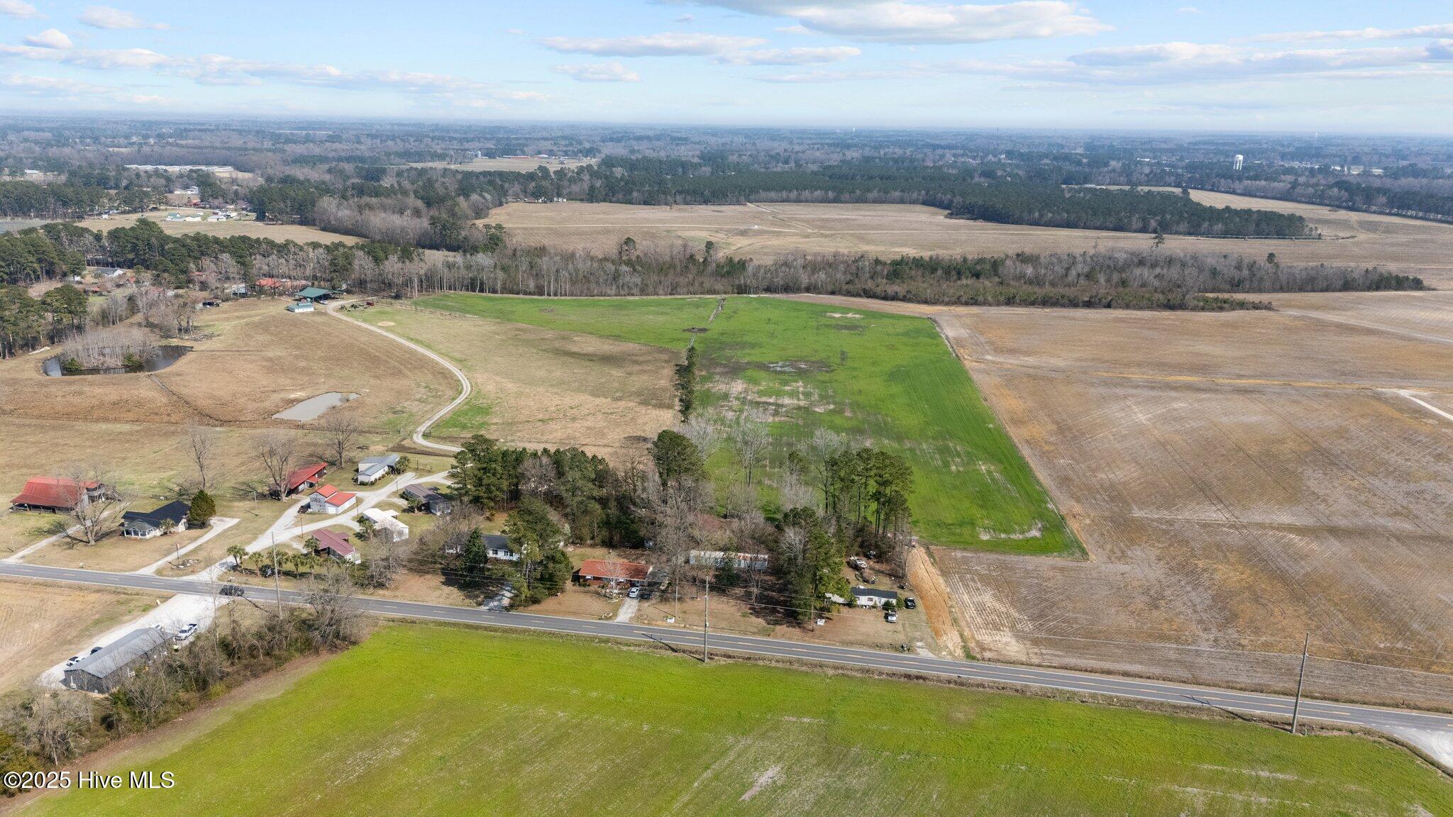 7507 Peacock Road Chadbourn, NC 28431 - Photo 29 of 34 29-web-or-mls-DJI_20250314150933_0432_D