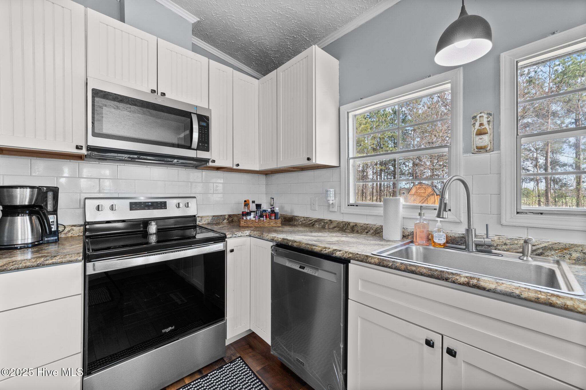 7507 Peacock Road Chadbourn, NC 28431 - Photo 10 of 34 10-web-or-mls-CZ9A5877