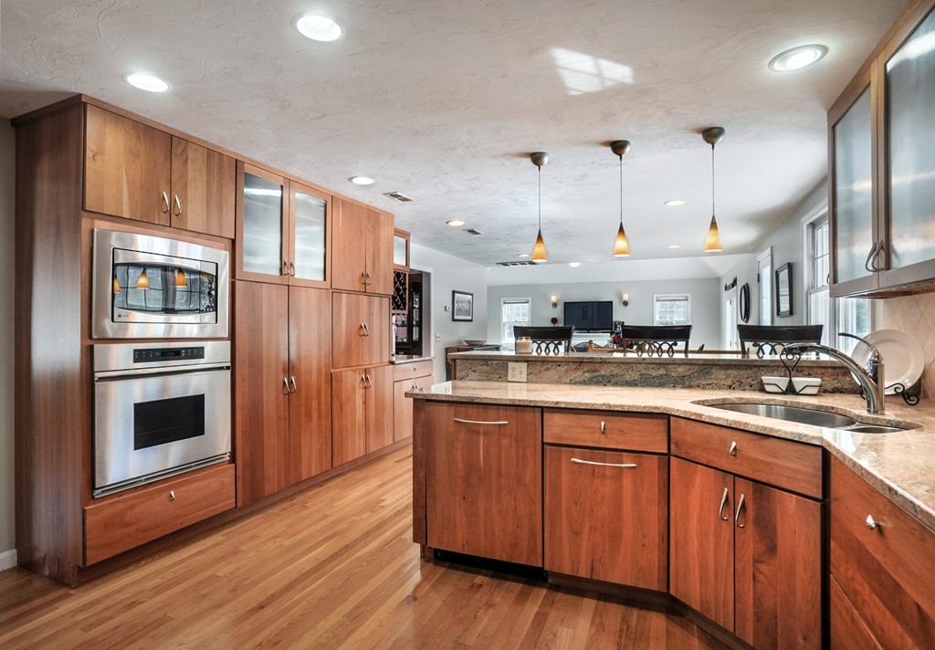 226 Cushing Hill Road Hanover, MA 02339 - Photo 9 of 29 Gallery Image 9