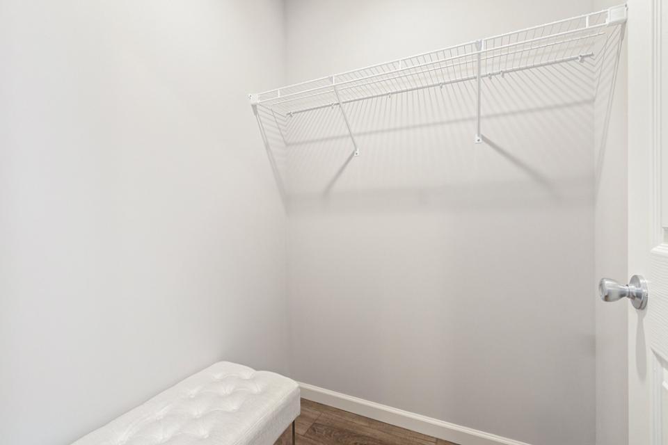 12937 High Rdg Court Freeport, MI 49325 - Photo 11 of 26 20-SVW051-i2080-Mudroom WIC