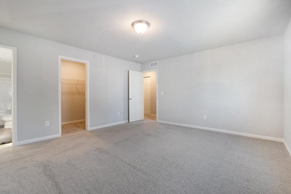 12937 High Rdg Court Freeport, MI 49325 - Photo 15 of 26 24-SVW051-i2080-Primary BR_