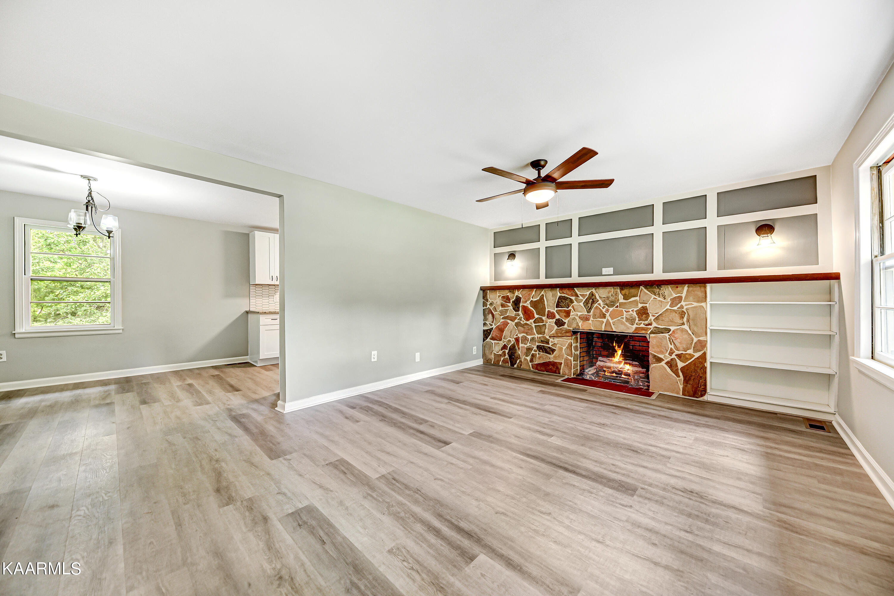 5724 Kentwood Road Knoxville, TN 37912 - Photo 3 of 16 Daniel steben -7