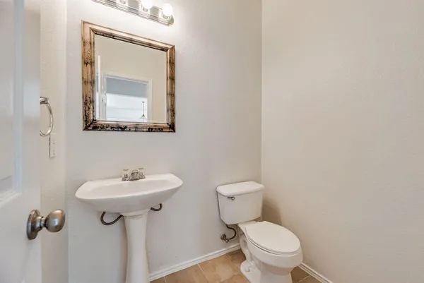 $2,500 | 817 Kentucky Derby Lane, Fort Worth, TX 76179