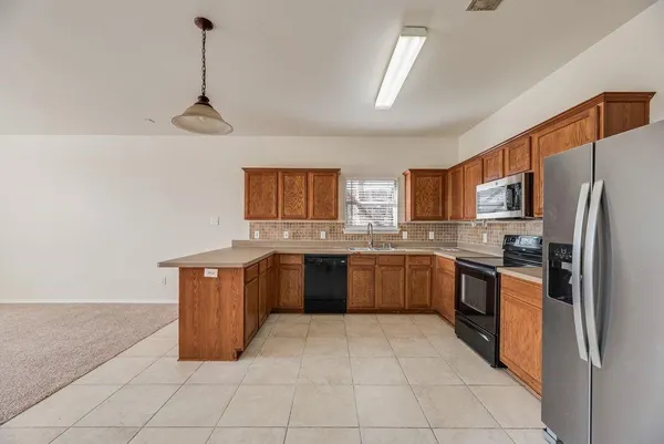 $2,500 | 817 Kentucky Derby Lane, Fort Worth, TX 76179