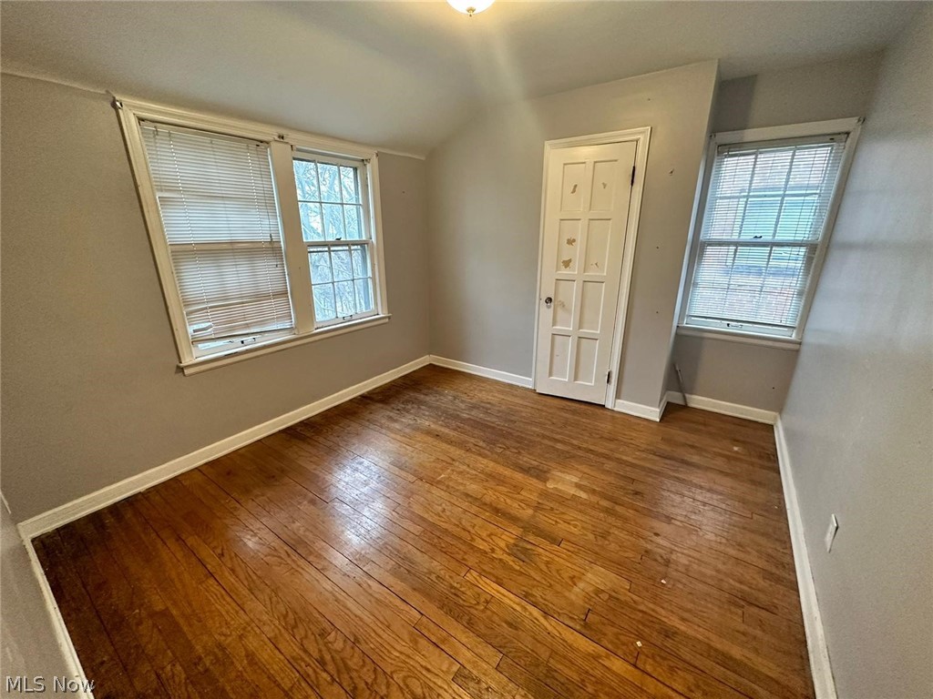 16805 Hillsboro Road Cleveland, OH 44112 - Photo 15 of 31 Gallery Image 15