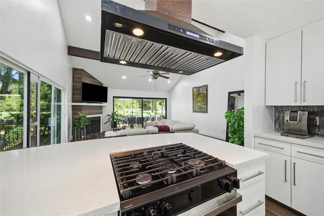 $13,999 | 64 North Timber Top Drive, The Woodlands, TX 77380