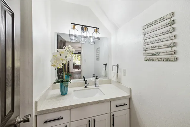 $13,999 | 64 North Timber Top Drive, The Woodlands, TX 77380