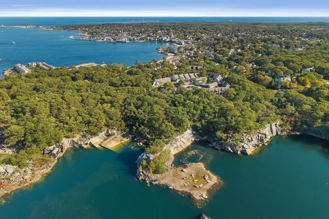 $825,000 | 26 Quarry Ridge Lane, Unit 26, Rockport, MA 01966