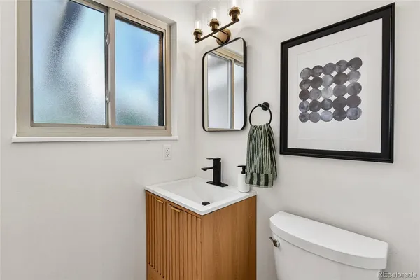 $675,000 | 3345 South Akron Street, Denver, CO 80231