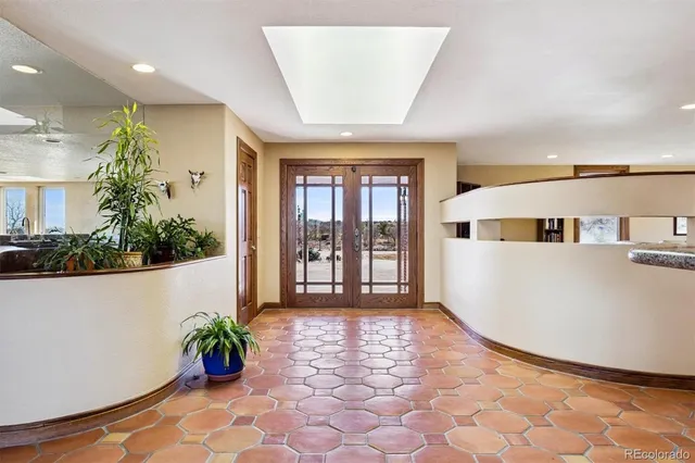 $1,800,000 | 3056 North Winnebago Drive, Sedalia, CO 80135