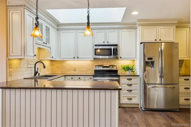 $1,800,000 | 3056 North Winnebago Drive, Sedalia, CO 80135