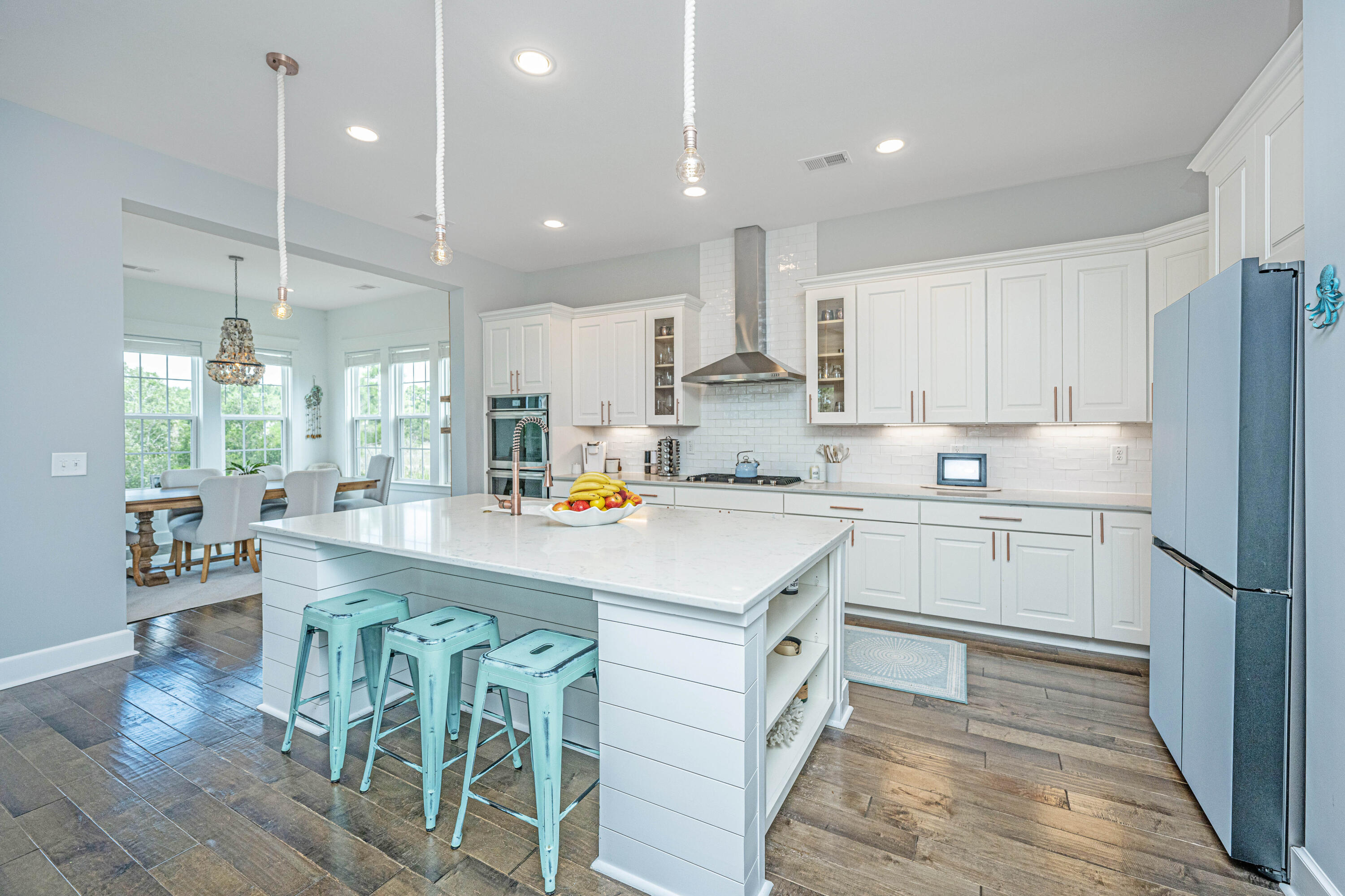 1400 Stratton Place Mount Pleasant, SC 29466 - Photo 10 of 64 Gorgeous Kitchen