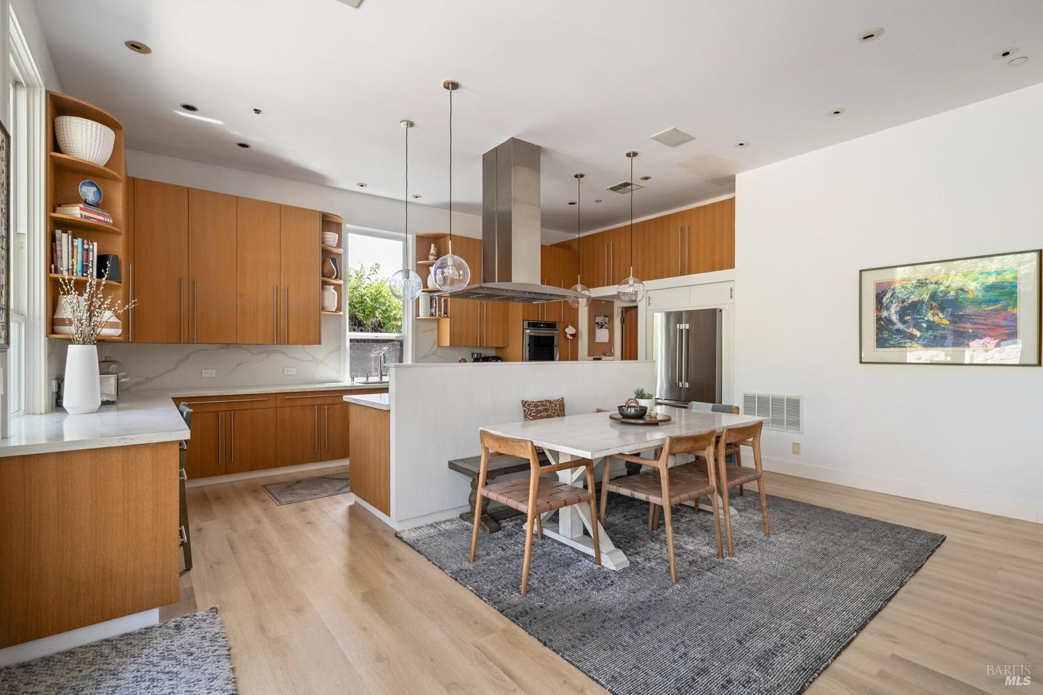 704 Las Colindas Road San Rafael, CA 94903 - Photo 10 of 25