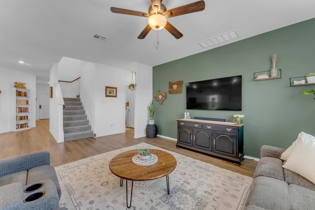 204 Lone Cedar Road Marble Falls, TX 78654 - Photo 10 of 28 Gallery Image 10