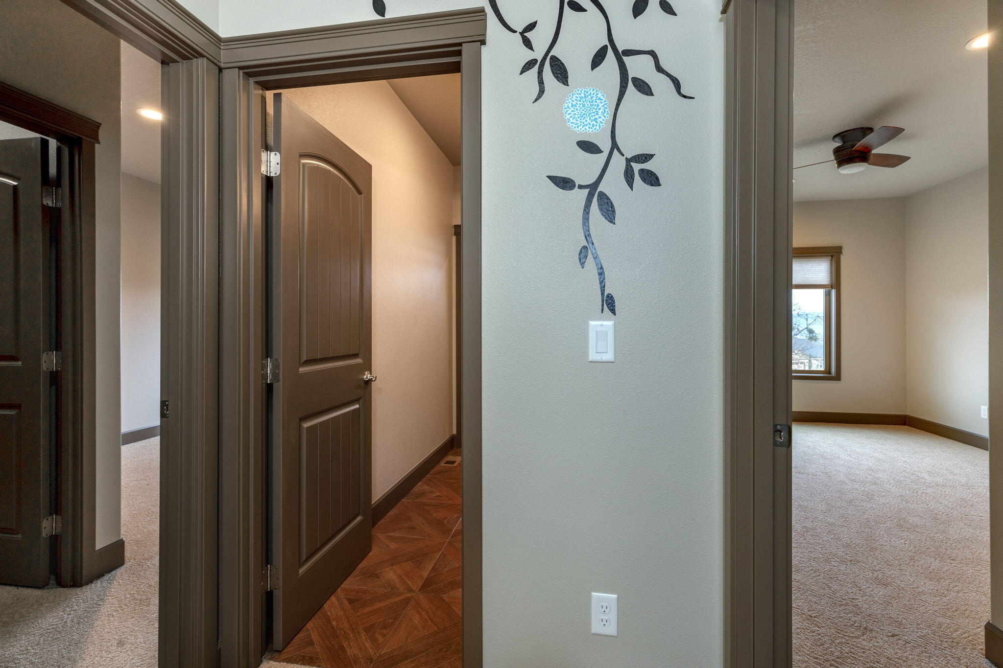 4240 Falcon Ridge Terrace Medford, OR 97504 - Photo 38 of 52 55-web-or-mls-ApxFRT (55)