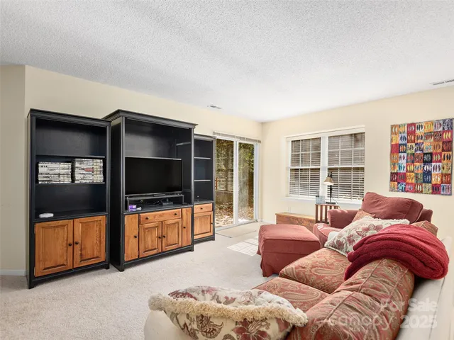 $465,000 | 111 Wildwood Forest Lane, Mills River, NC 28759