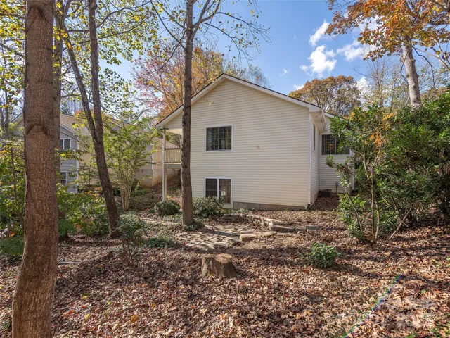 $465,000 | 111 Wildwood Forest Lane, Mills River, NC 28759