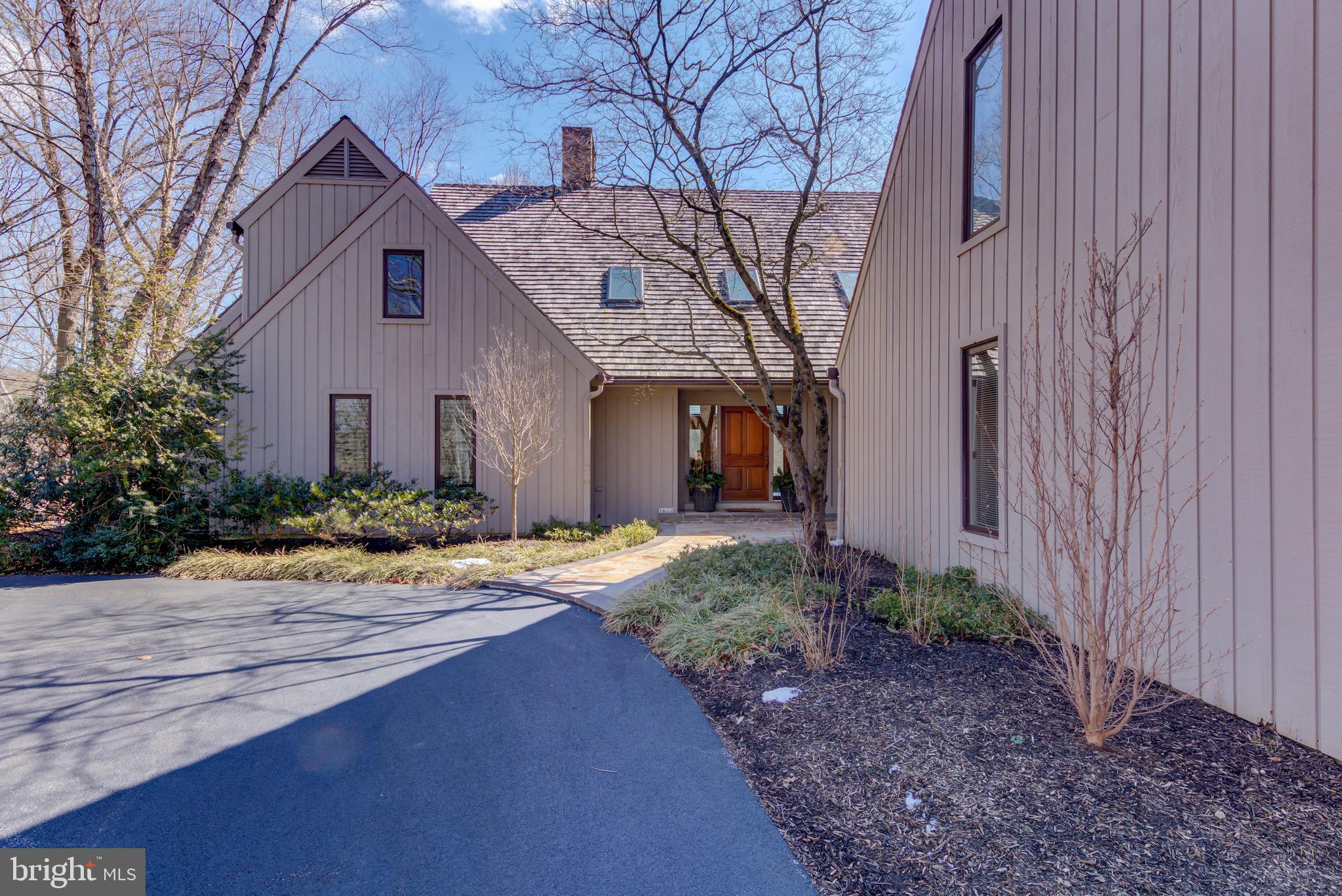 1650 Ridley Creek Road Media, PA 19063 - Photo 10 of 51 Manicured Front