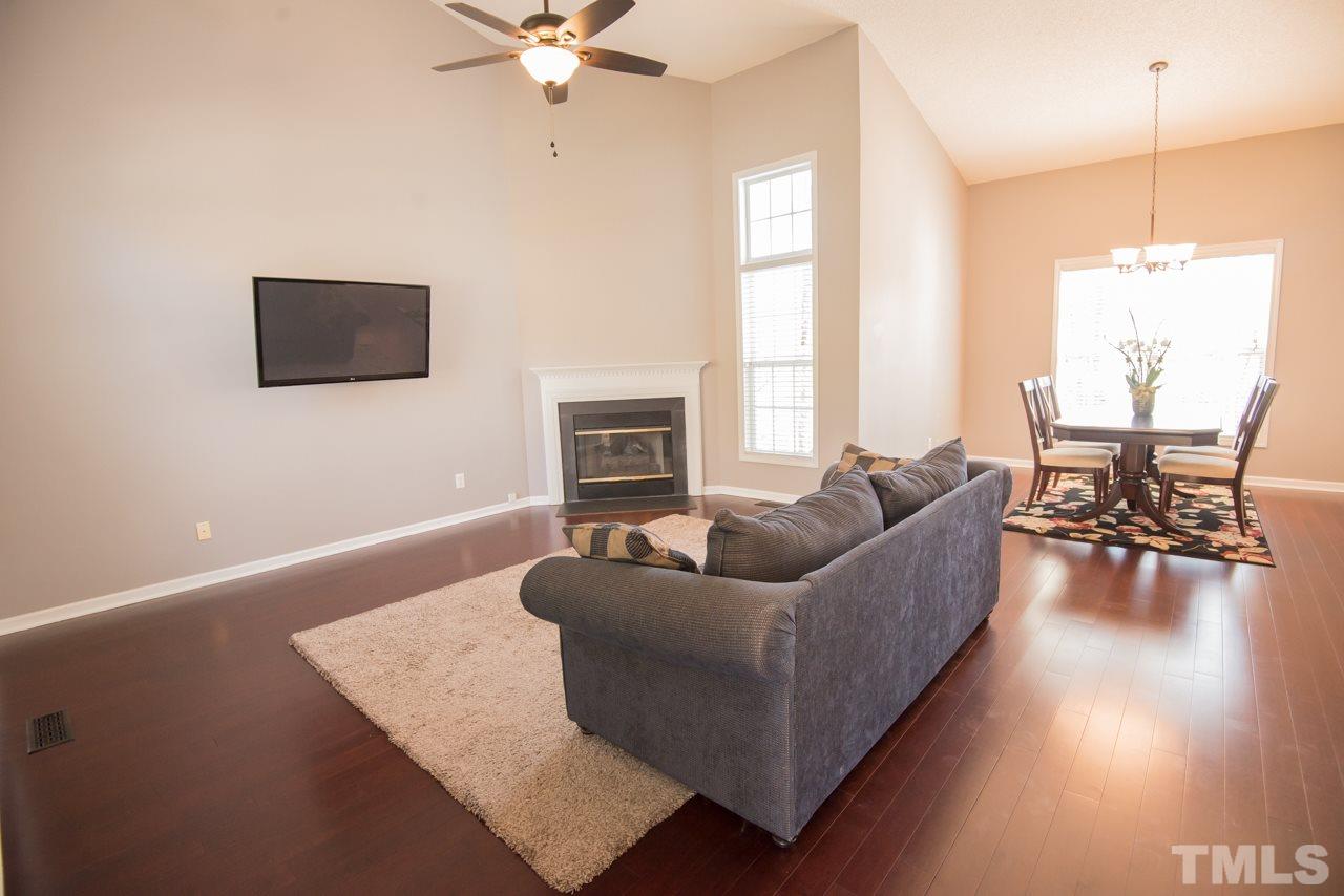 1303 Red Twig Road Apex, NC 27502 - Photo 4 of 27 Gallery Image 4