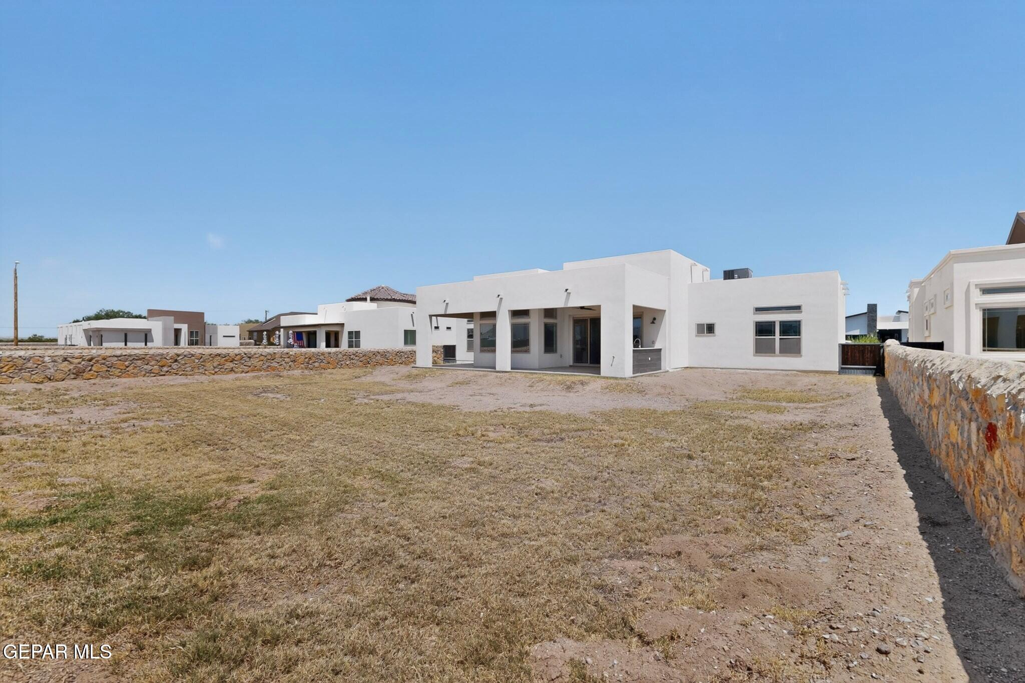 352 Rio De Jazmin Circle El Paso, TX 79932 - Photo 41 of 44 photo_71