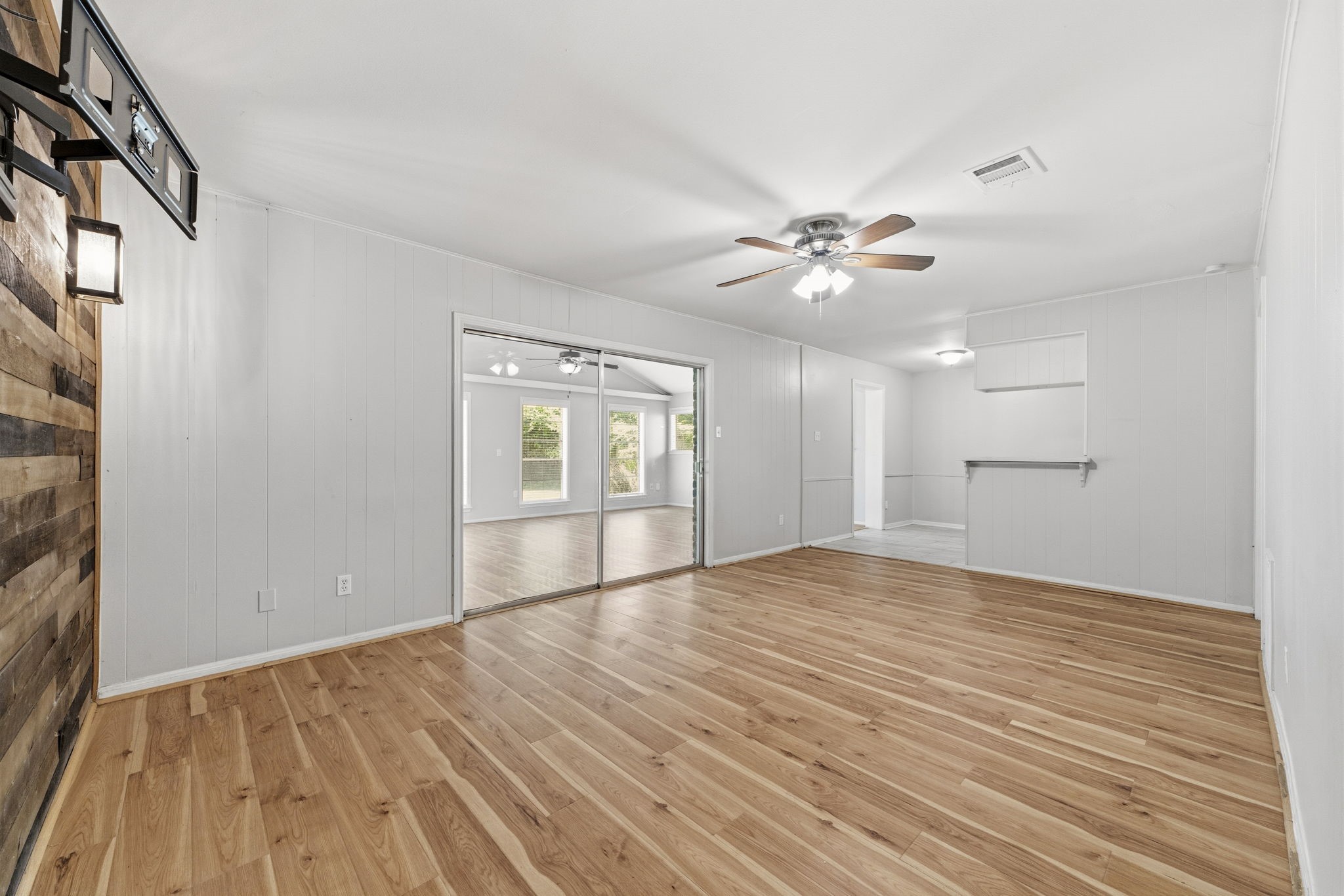 3507 Lake Ridge Bend Spring, TX 77380 - Photo 5 of 37