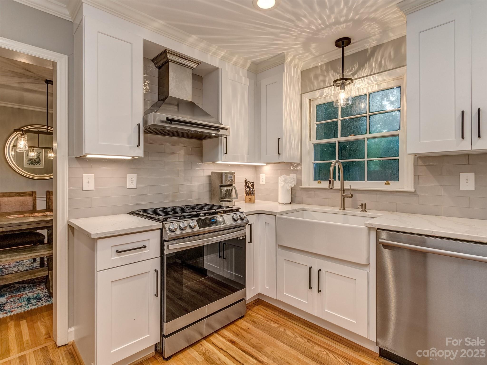 7519 Whistlestop Road Charlotte, NC 28210 - Photo 5 of 30 Gallery Image 5