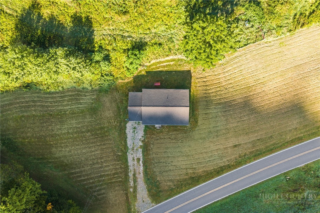 4690 3 Top Road Todd, NC 28684 - Photo 32 of 40 Gallery Image 32