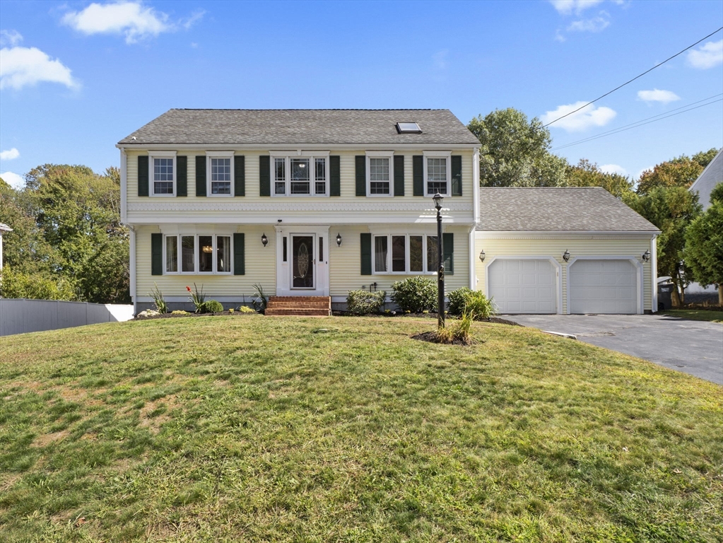 44 Woodridge Road Milford, MA 01757 - Photo 1 of 42 Gallery Image 1