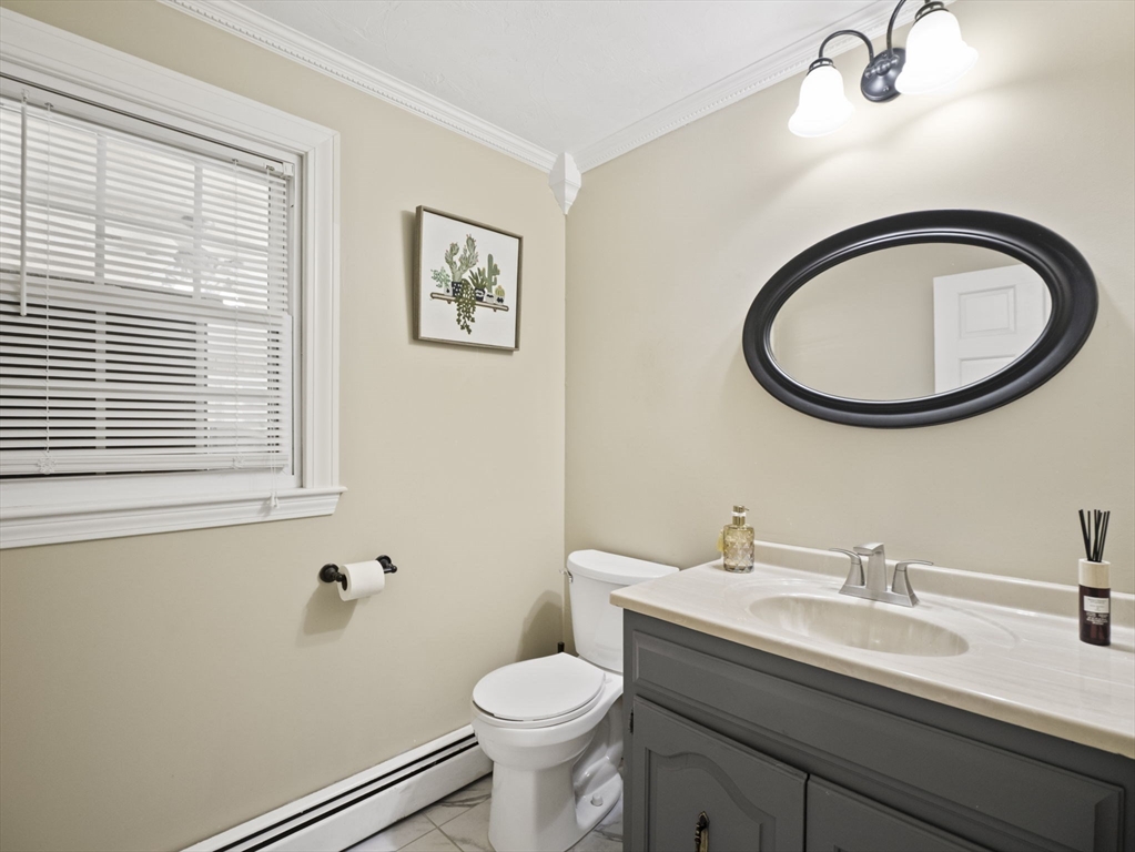 44 Woodridge Road Milford, MA 01757 - Photo 15 of 42 Gallery Image 15