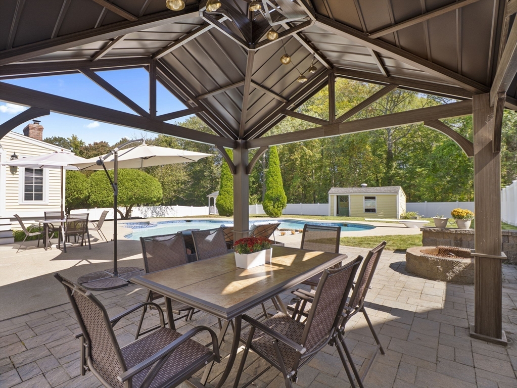 44 Woodridge Road Milford, MA 01757 - Photo 36 of 42 Gallery Image 36