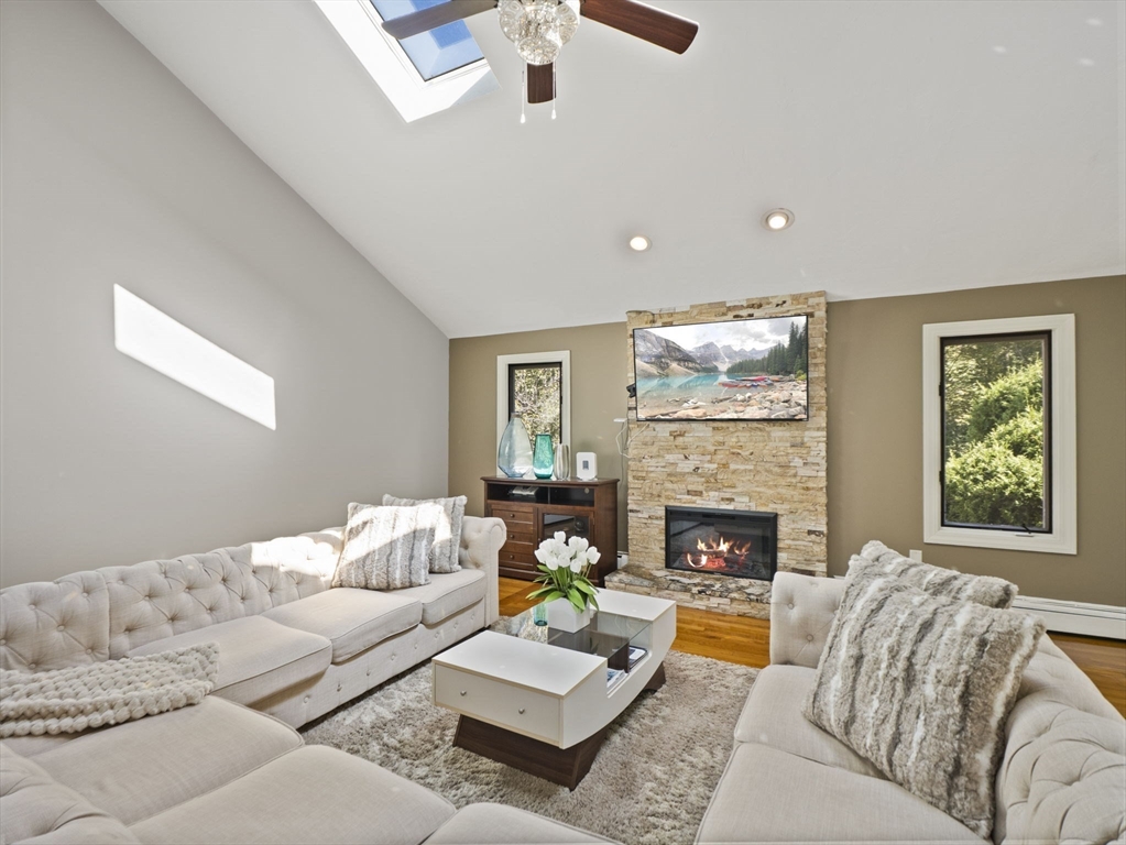 44 Woodridge Road Milford, MA 01757 - Photo 5 of 42 Gallery Image 5