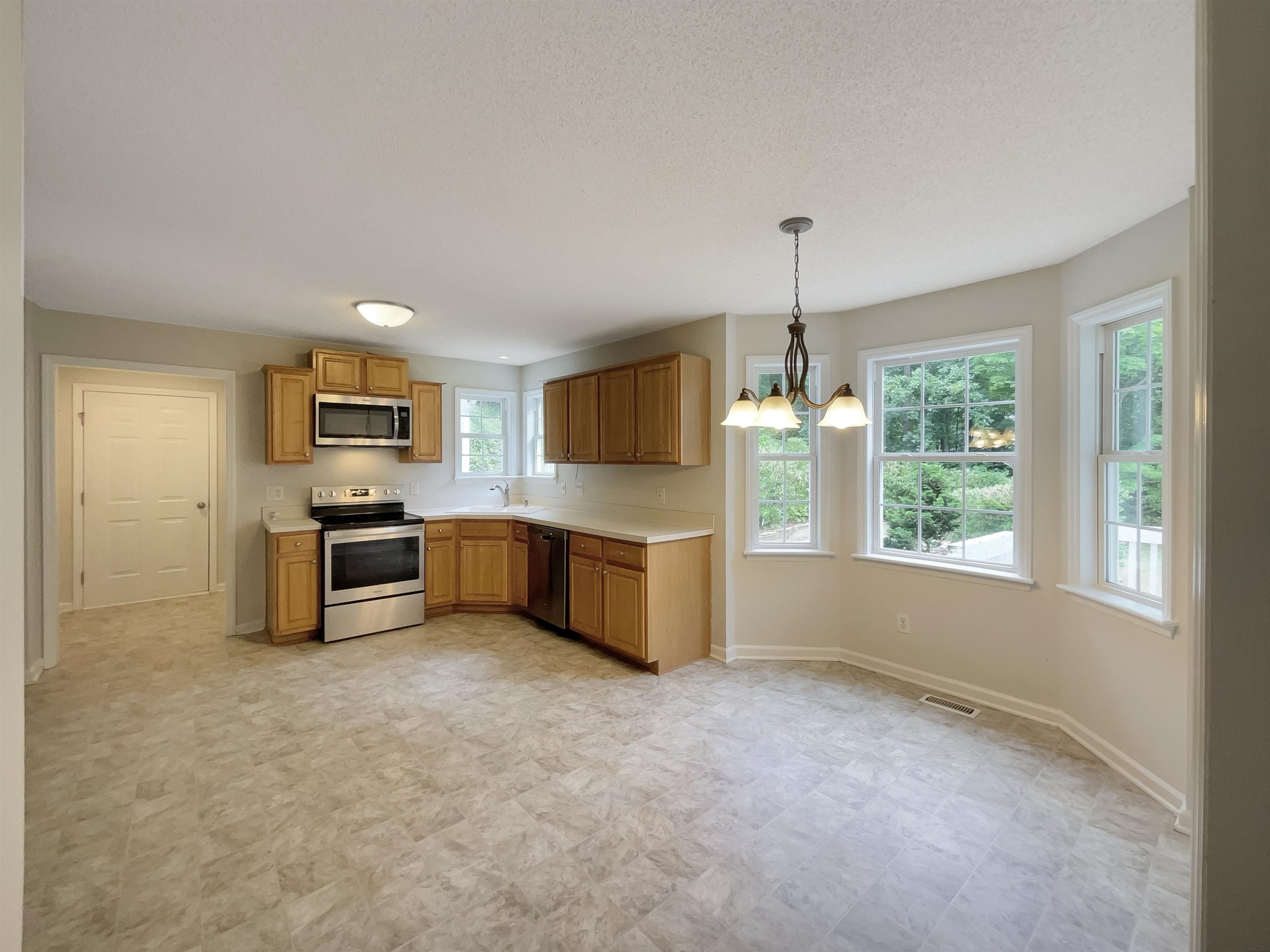 257 South Ridge Drive Garner, NC 27529 - Photo 8 of 20 Photo 8