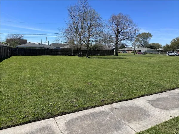 $55,000 | 2308 Benjamin Street, Arabi, LA 70032