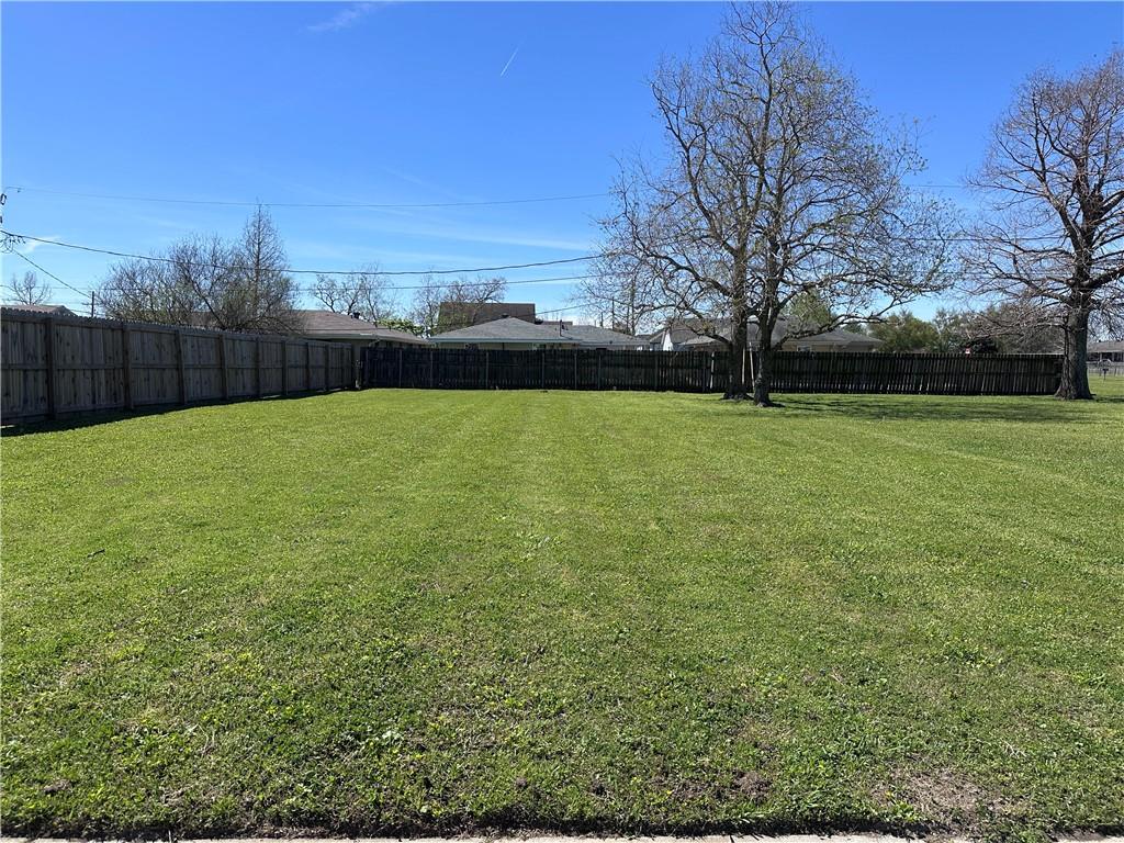 2308 Benjamin Street Arabi, LA 70032 - Photo 6 of 7