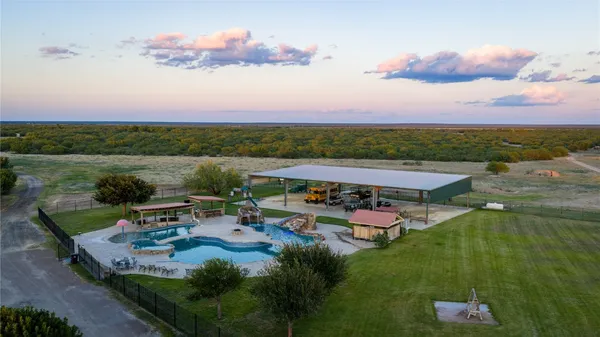 $12,200,000 | 3745 Cr 4006 Crystal City Tx 78839, Crystal City, TX 78839