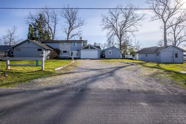 $879,900 | 4685 West Nevada Mills Road, Angola, IN 46703