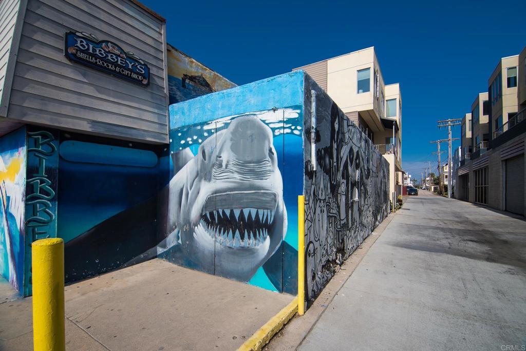 178 Elder Avenue Imperial Beach, CA 91932 - Photo 21 of 26 a view of entryway