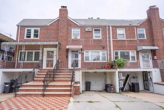 $998,000 | 166-61 17th Road | Clearview