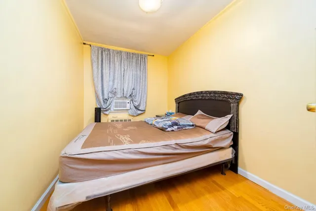 $998,000 | 166-61 17th Road | Clearview