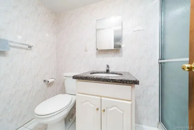 $998,000 | 166-61 17th Road | Clearview